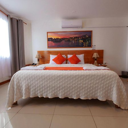 El Descanso Del Guia Puerto Ayora  Buitenkant foto