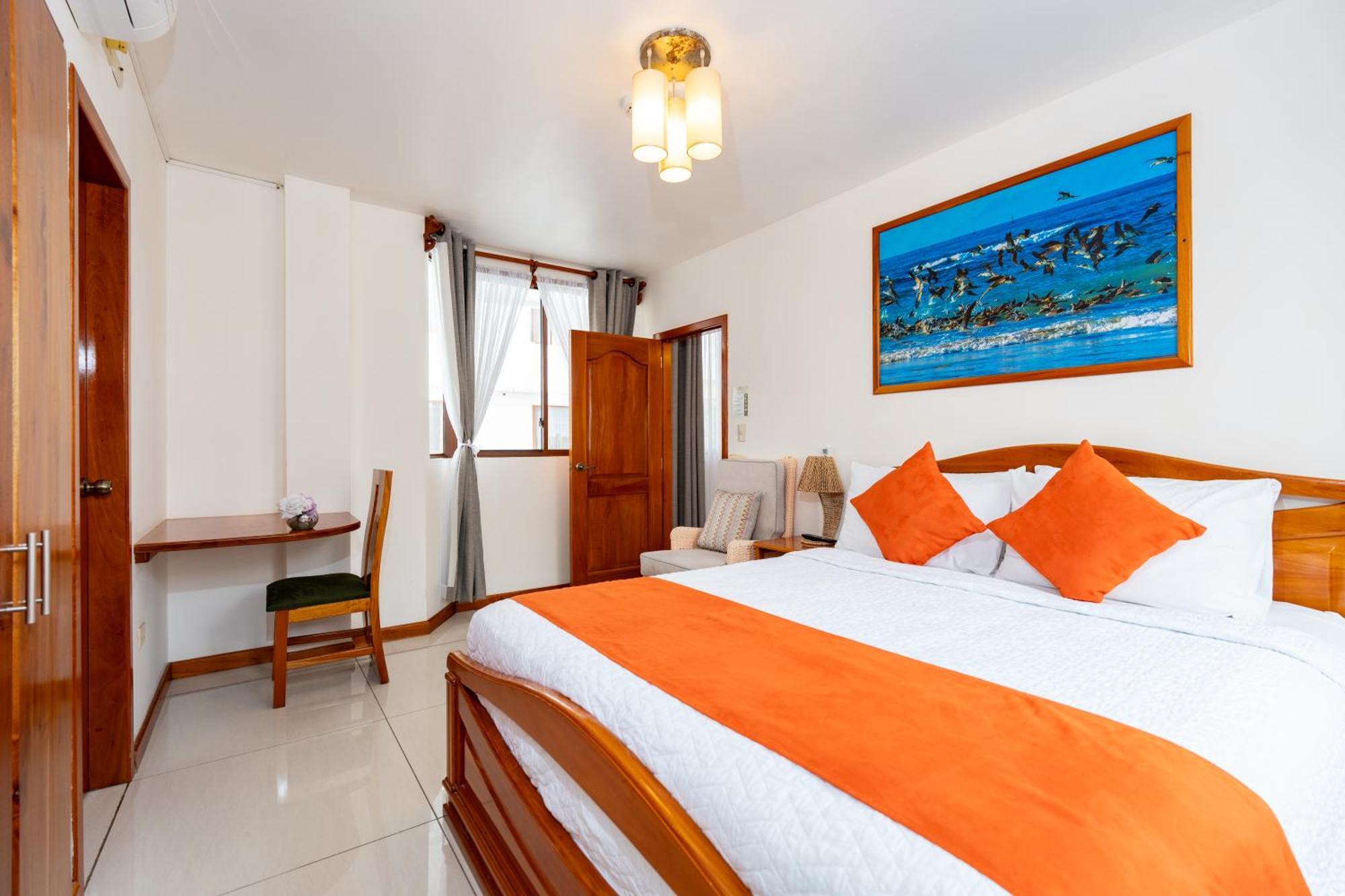 El Descanso Del Guia Puerto Ayora  Buitenkant foto